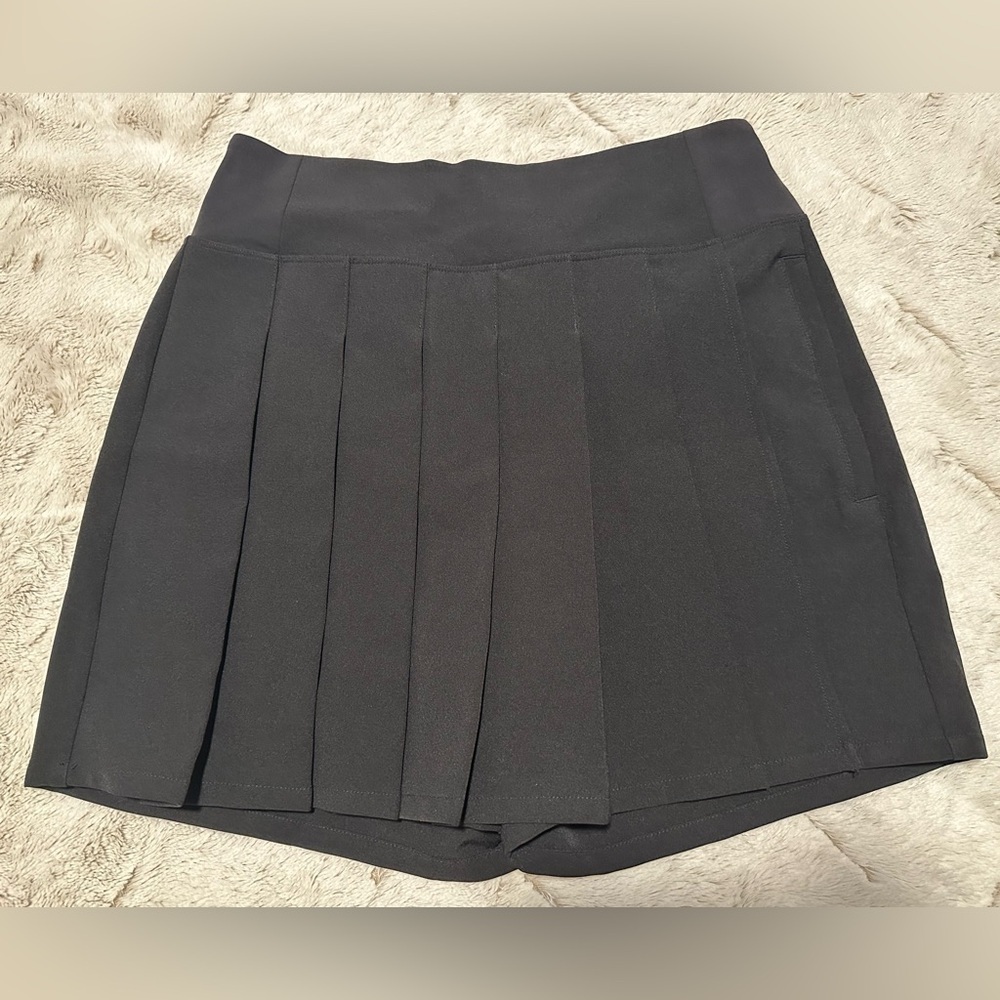 Athleta Black Endless Pleated Skort Size 4 - Picture 2 of 13